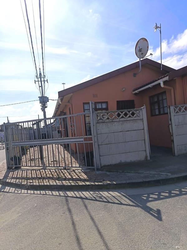 2 Bedroom Property for Sale in Victoria Mxenge Western Cape
